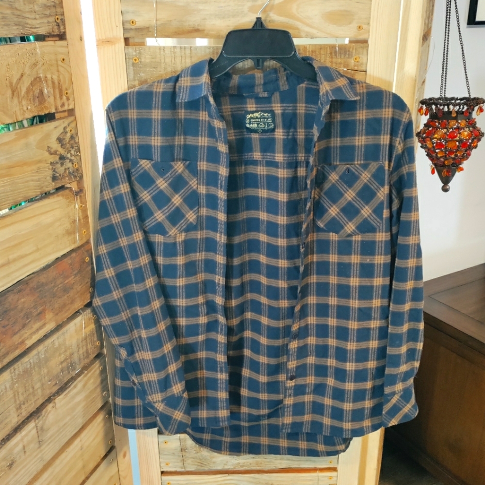 Flannel shirt